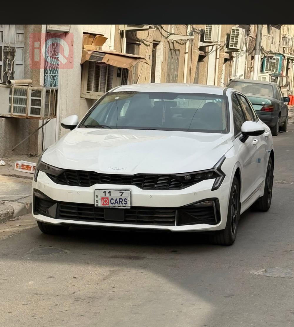 كيا K5
